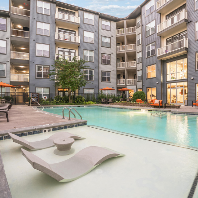 Drift Dunwoody - Resort-Style Pool