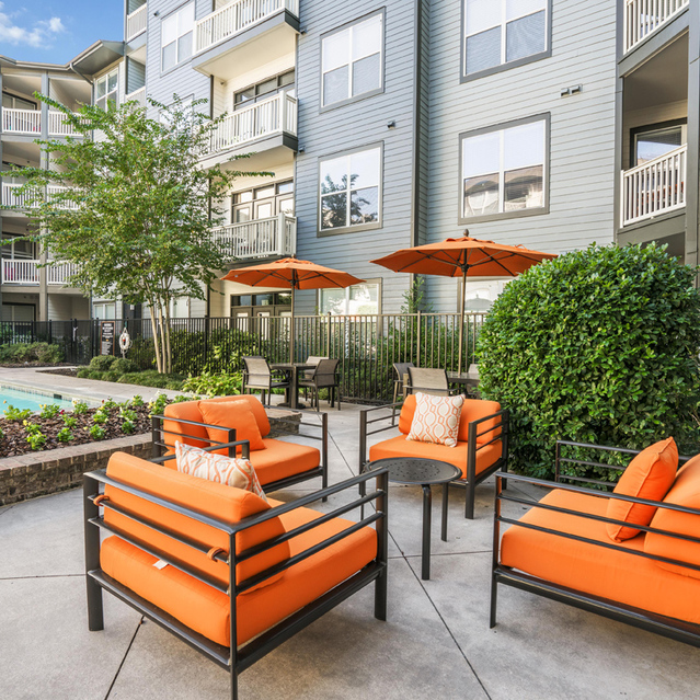 Drift Dunwoody - Outdoor Lounge
