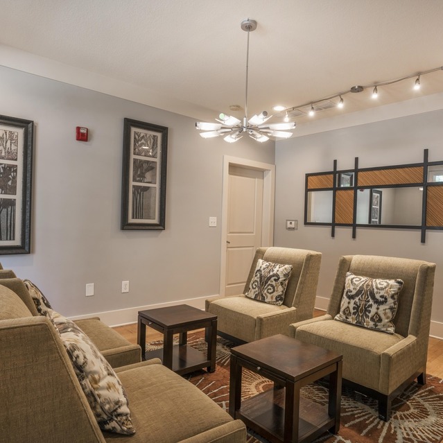 Drift Dunwoody - Updated Clubhouse with Lounge Area