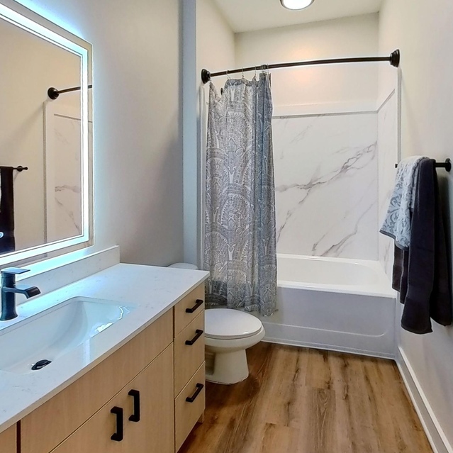 Drift Dunwoody - Renovated Apartments in Dunwoody, GA - Bathroom